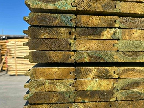 Deens Rabat vlak profiel 34 x 145 mm geïmpregneerd – brede houten gevelbekleding plank. constructiehout voor buiten