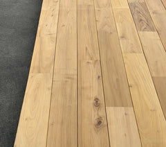 Planche de terrasse en robinier