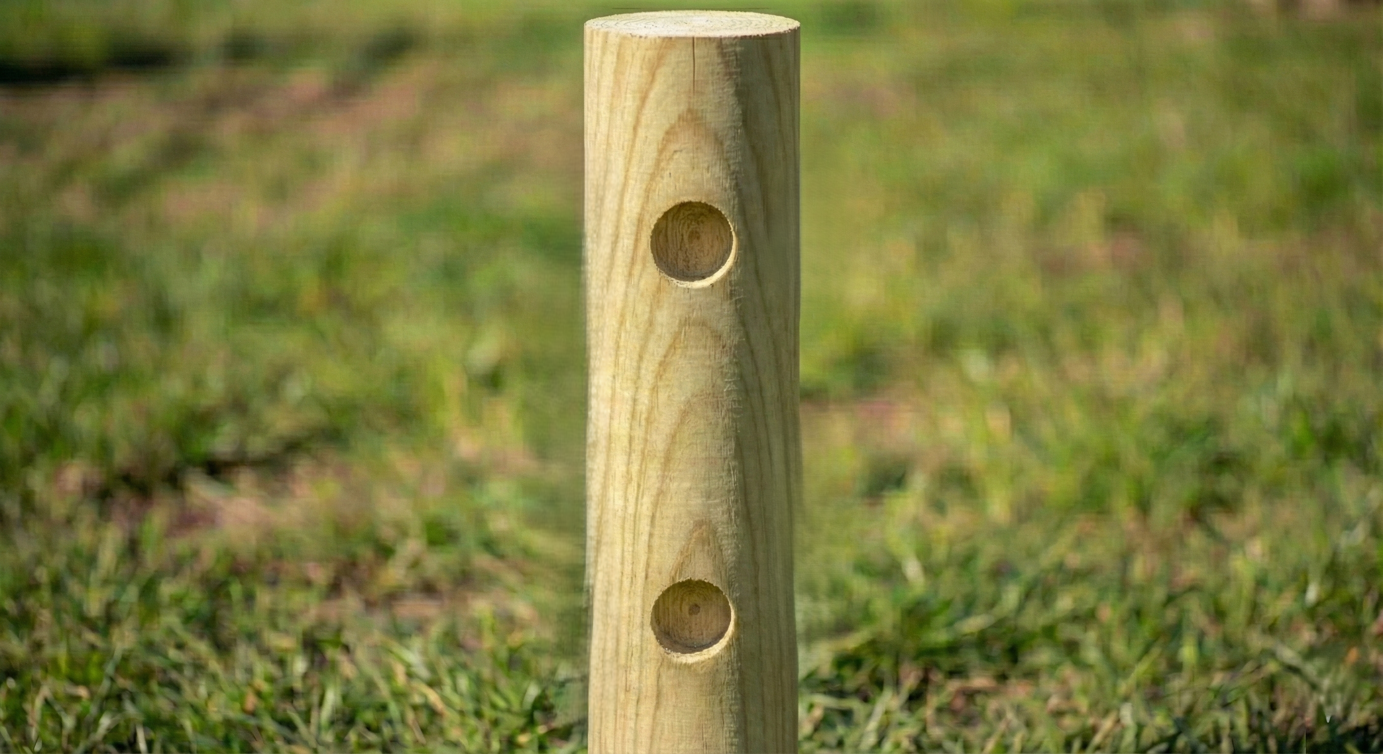 Rond gefreesde eindpaal (L:2.5m - dia 14cm + 2 gaten)