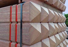 Anti-parkeerpaal in azobe 145x145x1400 mm