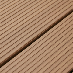 detailfoto close up bangkirai terrasplank 